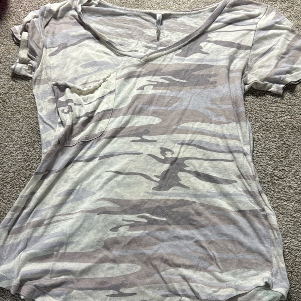 z supply camo T-shirt ￼